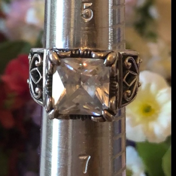 Silpada Filigree Sterling Silver and Cubic Zirconia Uptown Ring Size 6 - Picture 6 of 16